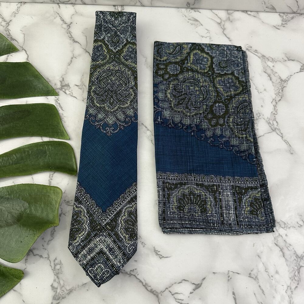 Damon Vintage 80s Pocket Square Neck Tie Set Silk Blue Gray Floral Matching